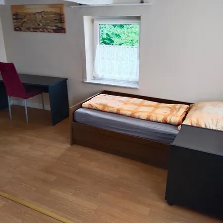 Haus Alleinnutzung 6 7 Betten 32816 Nicht Eisennach! شقة